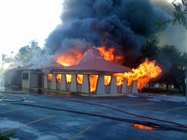 pizza hut fire
