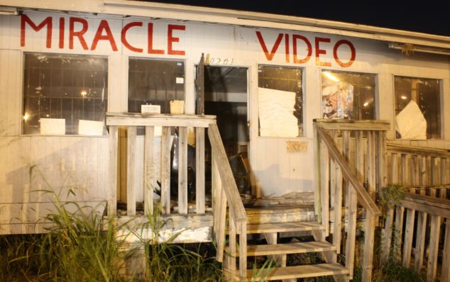 article-0-14df3b94000005dc-690_634x398